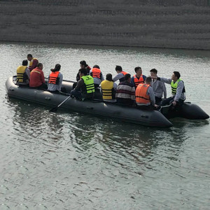 Bateau gonflable de plancher en aluminium de 8m avec le <span class=keywords><strong>tube</strong></span> d'air à haute pression de PVC - Product Image 6