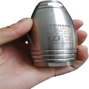 La máquina de chorro de agua de alta presión ofrece varias boquillas y conectores giratorios personalizados - Product Image 1