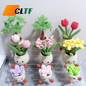 Planta Suculenta de Ganchillo <span class=keywords><strong>Crassula</strong></span> Perforata en Maceta, Hecha a Mano, Suave, Ligera, Moderna, Tejida a Ganchillo, Decoración para Coche, Oficina y Hogar - Product Image 1