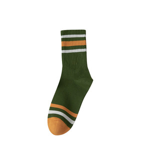 S042906JY Chaussettes de sport tendance en coton printemps-été à rayures contrastées, chaussettes en coton peigné pour hommes - Product Image 2