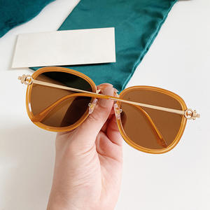 Lunettes de soleil ovales Qianai pour femmes, protection UV400, monture PC, verres AC, type 3, lunettes de soleil tendance, protection solaire - Product Image 1