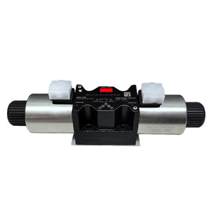 Válvulas Solenoides Hidráulicas Serie DG4V: DG4V-5-2CJ-M-U-H7-29-EN124, DG4V-3-6A-M-P2-T-7-54, DG4V-3-6A-M-P7-T-7-54 - Product Image 4