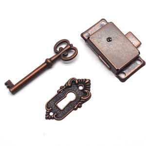 Juego de Cerraduras para Muebles, Llave de 60 mm, Cuerpo de Cerradura de 53 mm, Placa de 45 mm, Estilo Antiguo, para Cajones y Armarios - Product Image 4