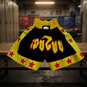 Shorts thaïlandais confortables de haute qualité en jaune et noir pour les entraînements de MMA et de kick-boxing, service OEM disponible, vêtements d'arts martiaux - Product Image 5