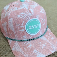 Casquettes de golf unisexes à 5 panneaux, perforées au laser, entièrement imprimées, avec logo brodé personnalisé, à la mode, pour le sport d'été, avec cordon