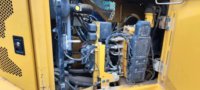 Mini-excavatrice CAT 307.5 d'occasion avec moteur turbo C2.4 36,5 kW, capacité de la benne de 0,35 m³, pompe à roulement, boîte de vitesses