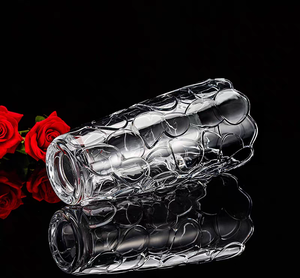 مزهريات زجاجية أسطوانية كريستالية صديقة للبيئة للديكور المنزلي، مزهرية زجاجية أنيقة شفافة منقوشة متوفرة في المخزون - Product Image 2