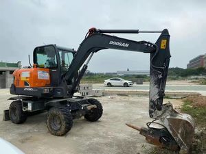 รถขุด Doosan 60W เครื่องจักรก่อสร้างมือสอง Doosan - Product Image 4