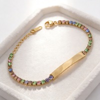 Bracelet en acier inoxydable plaqué or 18 carats gravé sur mesure, barre incurvée avec zircon, bijoux hypoallergéniques, cadeau personnalisé pour femmes