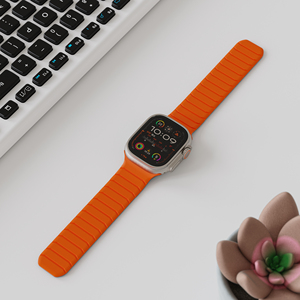 RYB Nouveauté Exclusive Bracelet en Silicone Magnétique Puissant de Haute Qualité pour <span class=keywords><strong>Apple</strong></span> <span class=keywords><strong>Watch</strong></span> Series 11/10/9/8/<span class=keywords><strong>7</strong></span>/6/5/4/SE - Product Image 1