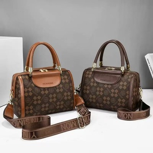 Luxury Designer Women's Casual Tote Handbag with Zipper Closure Genuine Leather Waterproof <b>Shoulder</b> <b>Strap</b>-Famous Brand - Product Image 4