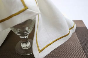 Serviettes de table en lin avec logo personnalisé, serviettes en tissu réutilisables pour restaurant et hôtel - Product Image 3