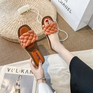 2023 economici Designer Fashion Summer Braid Slide Sandals per le donne Square Open Toe sandali piatti pantofole e sandali intrecciati da donna - Product Image 5