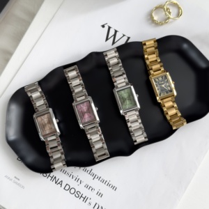 Scottie 9655b Nouvelle <span class=keywords><strong>Montre</strong></span> Classique Carrée Élegante Or Bracelet Acier Inoxydable 3ATM Étanche Luxe <span class=keywords><strong>Quartz</strong></span> pour <span class=keywords><strong>Femme</strong></span> - Product Image 6