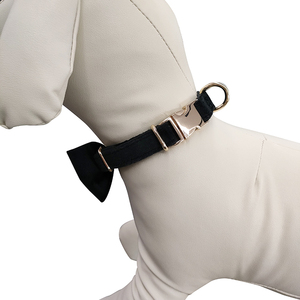 カスタムプリント調節可能なローズゴールドメタルバックル高級ベルベット犬の首輪と蝶ネクタイセットマルチカラー - Product Image 3