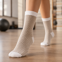 Chaussettes en laine mérinos rayées, chaussettes en coton tricotées de créateur, douces et confortables, chaussettes décontractées quotidiennes à logo personnalisé, chaussettes courtes et mi-mollet