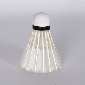 <span class=keywords><strong>Badminton</strong></span> raddrizzare <span class=keywords><strong>la</strong></span> piuma d'oca curva <span class=keywords><strong>Badminton</strong></span> volano OEM - Product Image 5