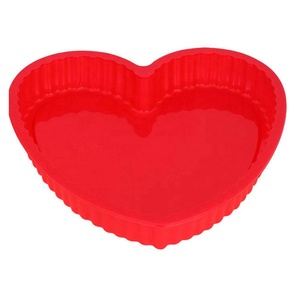 Eco-Friendly Heart-Shaped Pan 3D <b>Silicone</b> Valentine's Gift Reusable Heat Cake Mold - Product Image 2