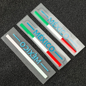 <span class=keywords><strong>Autocollant</strong></span> de transfert de chaleur en silicone 3D personnalisé Etiquette de vêtement en soie avec logo pour T-shirts Etiquettes de transfert de chaleur - Product Image 4