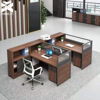 Table de bureau modulaire en bois pour centre d'appels, poste de travail modulaire pour 4 à 6 personnes avec cloison de séparation