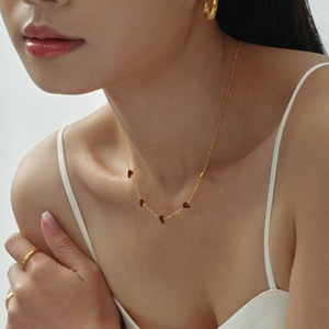 Collar Personalizado de Acero Inoxidable Chapado en Oro de 18K con Forma de Corazón, Joyería de Moda al por Mayor - Product Image 1