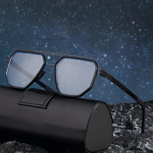 แว่นกันแดดโพลาไรซ์สำหรับผู้ชาย รุ่น My-98328 กรอบสีดำ เลนส์ TAC ป้องกันรังสียูวี 400 ป้องกันแสงสะท้อน สไตล์ตกปลา - Product Image 4