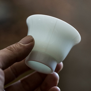 Yingqinghu Tianyao Ceramic Tea Cup Porcelain Small Kung Fu Tasting Cup For Tea Ceremony - Product Image 1