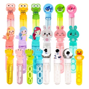 Varita de Burbujas de Plástico para Exteriores de Alta Calidad, Marca LINK, Varita de Jabón para Hacer Burbujas con Diferentes Formas para Niños - Product Image 3