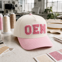 Casquette de baseball personnalisée OEM ODM avec patch en cuir gaufré, bordure léopard à pois, coton multicolore, unisexe, respirante, légère, métal