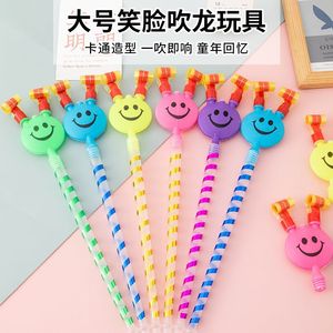 Juguete de silbato con forma de trompeta para niños, instrumento musical de plástico con dibujos animados, 6 uds., regalo para fiesta - Product Image 5