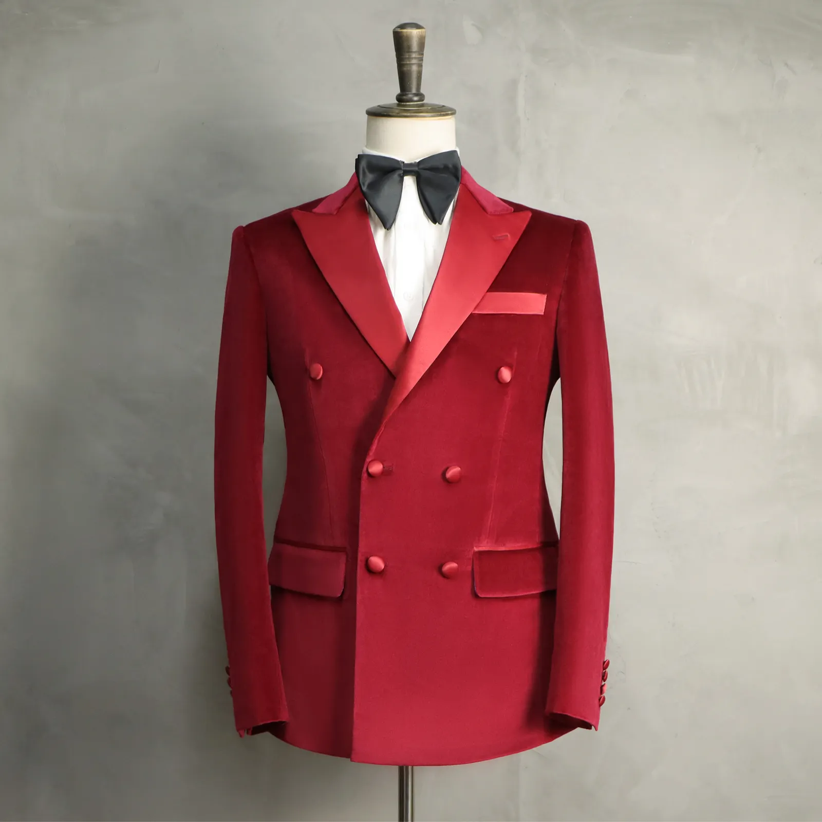 MTM Bespoke Double Breasted Velvet Tuxedo Custom Wedding Suit For Man Luxuriant Burgundy Mens Tuxedo Blazers For Groom