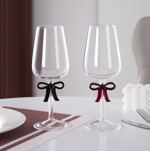 Flûte da Champagne in Vetro <span class=keywords><strong>Uniche</strong></span> con Stelo a Fiocco e Base in Metallo per Martini e Vino Rosso, Ideali come Regalo - Product Image 5