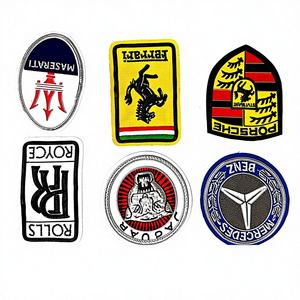 Écussons brodés à la main en fil de métal, badges de luxe pour voitures (conception personnalisée) - Product Image 1