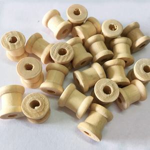 Bobines en bois vides pour la couture, bobines à <span class=keywords><strong>fil</strong></span> en bois, couleur bois naturel, outils de couture et de broderie - Product Image 1