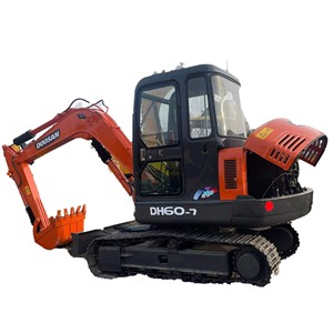 Mini-excavatrice Doosan DH60-7 d'occasion, 6 tonnes, petite pelle sur chenilles, certifiée CE EPA, importée de Corée, composants principaux, pompe haute efficacité - Product Image 1