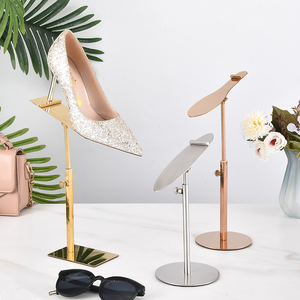 Exhibidores de Zapatos Ajustables de Acero Inoxidable Dorado, Modernos y Sencillos, Estantes Metálicos para Zapatos de Mujer - Product Image 6