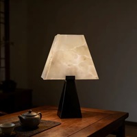 Lampe de table minimaliste moderne, abat-jour en tissu, base en métal, lampe de bureau, lampe de chevet, lampe de table décorative pour hôtel
