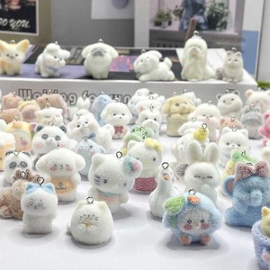 พวงกุญแจสัตว์ทำมือ ของตกแต่งโทรศัพท์มือถือรูปสัตว์ขนาดเล็ก งานฝีมือ ของเล่นสัตว์ขนาด<span class=keywords><strong>เ</strong></span>ล็กแบบกำมะหยี่ ขายส่งจำนวนมาก - Product Image 3