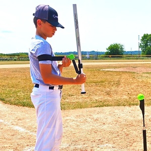 Correa de entrenamiento de bateo de béisbol de resistencia ajustable, Ayuda de corrección de ruta de murciélago para equipo de práctica de swing - Product Image 1