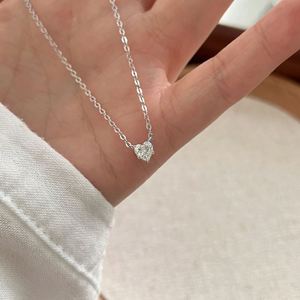Dylam Radiantly Sparkling Fine 925 Sterling Silver Heart Shape <b>D</b> VVS1 Moissanite Stones Pendant <b>Necklace</b> for Women - Product Image 3