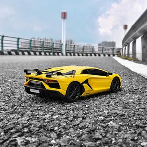BEZGAR Modellino Auto Sportiva Elettrica Lamborghini Aventador SVJ in Scala 1:24, Giocattolo Pronto all'Uso con Telecomando per Bambini da 0 a 24 Mesi - Product Image 6