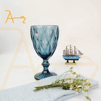Produits très demandés pour les mariages, nouvelle conception 2023, verrerie colorée, gobelets en verre vintage, verres à vin uniques avec motifs en relief
