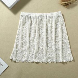 Nouvelle jupe mi-longue polyvalente en dentelle ultra-courte anti-rides pour femmes grandes tailles, printemps-automne - Product Image 2