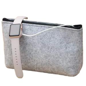 Grande Capacité Écologique Femmes Séparation Humide/Sec Trousse de Toilette Rangement Portable Boîte Cosmétique Mignon Toast Brodé - Product Image 5