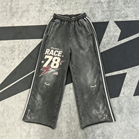 Pantalon de survêtement gris délavé style streetwear Dirty Spray, coupe ample, effet vieilli, avec motif RACE 78, pour homme et unisexe, lot en gros
