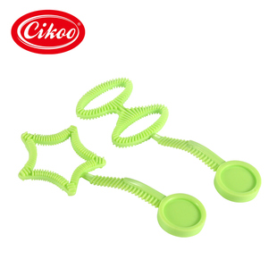 Juego <span class=keywords><strong>de</strong></span> Varitas <span class=keywords><strong>de</strong></span> <span class=keywords><strong>Burbujas</strong></span> Manuales <span class=keywords><strong>de</strong></span> Plástico ABS Ecológico y No Tóxico, con Sonido <span class=keywords><strong>de</strong></span> Bocina Incorporado, Fácil <span class=keywords><strong>de</strong></span> Agarrar, para Uso Familiar y al Aire Libre para Niños - Product Image 3