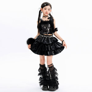Costumes de <span class=keywords><strong>danse</strong></span> jazz pour filles, camisole noire à paillettes, jupe à volants superposés avec bordure en fourrure, ensemble de vêtements pour enfants pour spectacles sur scène - Product Image 4