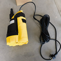 Pompe de drainage de puisard 550w 12500L/h Pompe submersible pour eau propre/saleté avec fonction de réinitialisation automatique, pour sous-sol inondé et jardin
