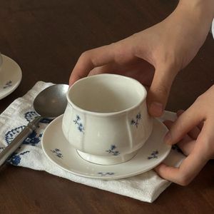 برطمان قهوة سيراميك رومانسي عتيق بالزهور وغطاء صحن كوب يدوي برطمان شمع علاج بالروائح العطرية برطمان سكر لحفلات الشاي والحلويات - Product Image 3