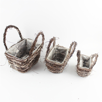 Pots de fleurs écologiques classiques en forme de traîneau avec matériaux en mousse/rotin/corps d'arbre pour usage intérieur/extérieur en gros